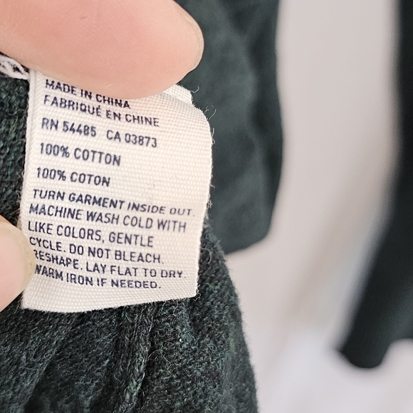 American Eagle Outfitters dark Green XL Men V neck Sweater 100% Cotton shirt - Picture 4 of 5